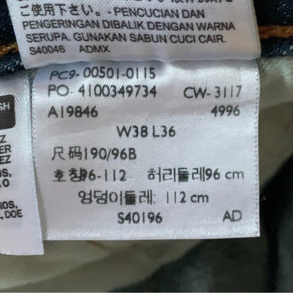 Levis 501 Straight Leg Button Fly Jeans - Picture 7 of 8